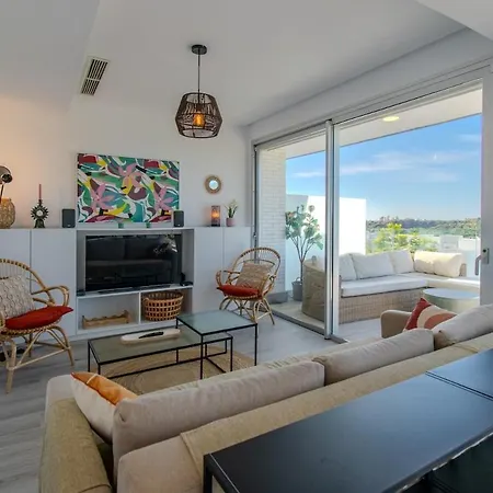 Lejlighed 2br Penthouse With Spectacular Views! *
